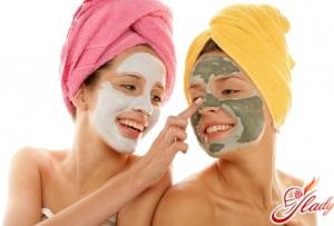 Come sbarazzarsi dell'acne sul viso a casa